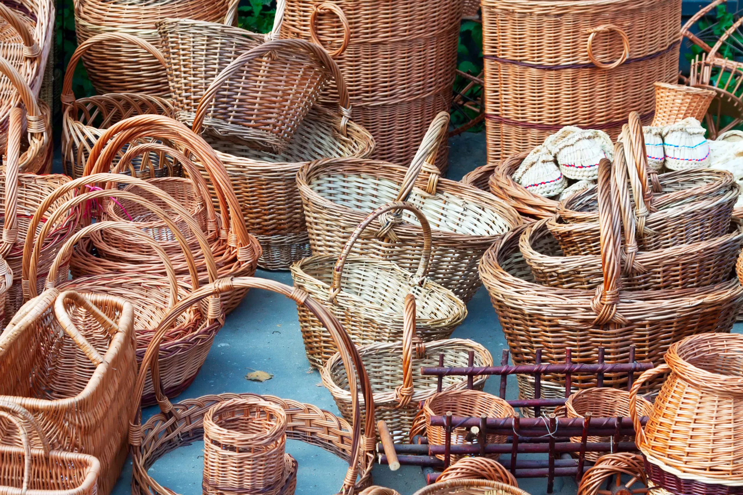 wicker-baskets-min